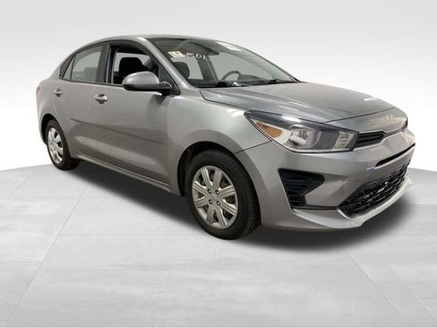 Used 2022 Kia Rio S image 5