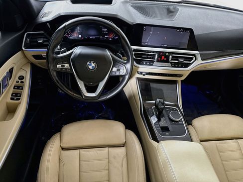Used 2019 BMW 330i Sedan w/ Premium Package RWD image 17