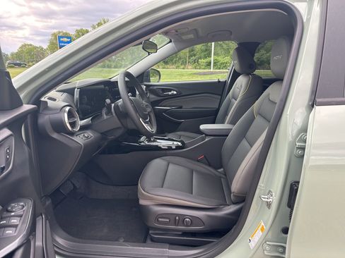 New 2026 Chevrolet Trax ACTIV w/ Driver Confidence Package FWD image 16