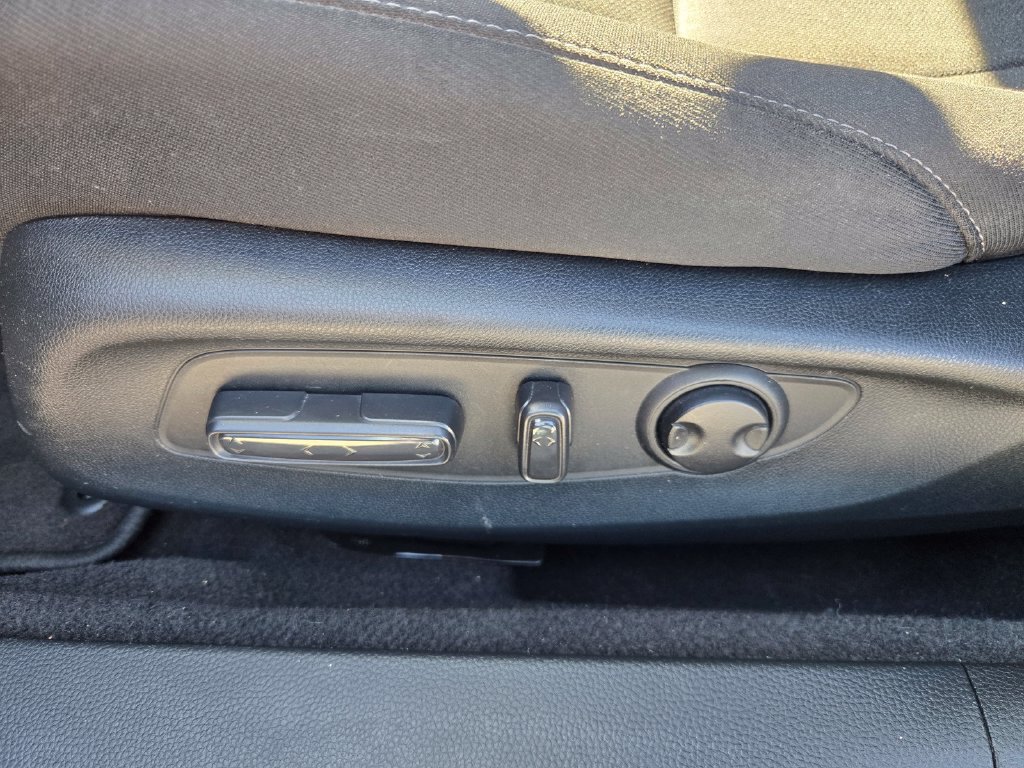 Used 2025 Honda Accord Sport image 16