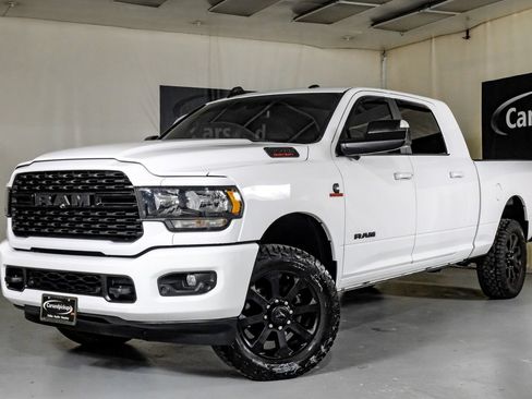 Used 2022 RAM 3500 Big Horn w/ Level B Equipment Group AWD/4WD image 4