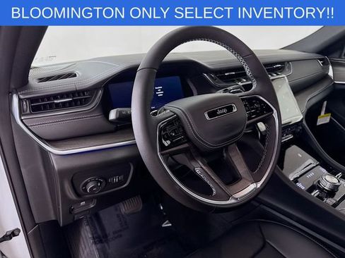 New 2025 Jeep Grand Cherokee L Overland w/ Trailer Tow Package image 9