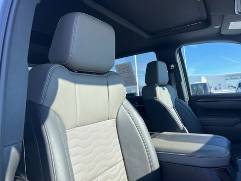 Used 2025 Chevrolet Silverado 1500 ZR2 w/ Technology Package image 57