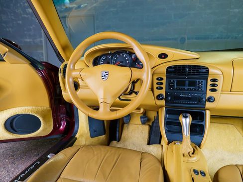 Used 2000 Porsche 911 Carrera image 72