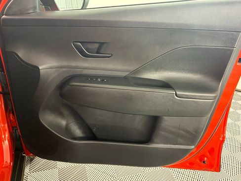 Used 2025 Hyundai Kona SEL image 30