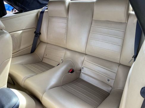 Used 2006 Ford Mustang GT Premium image 14