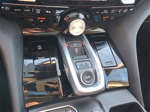 Used 2023 Acura MDX SH-AWD w/ Technology Package image 15