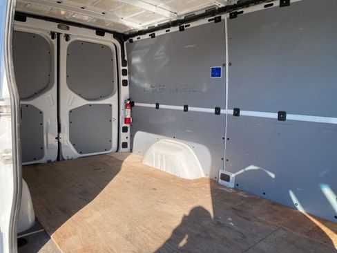 Used 2024 Mercedes-Benz Sprinter 2500 image 27