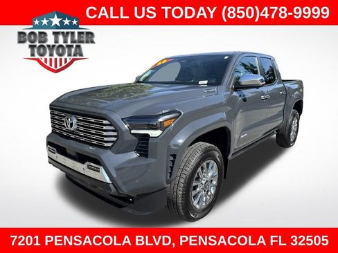 Used 2025 Toyota Tacoma Limited AWD/4WD image 1