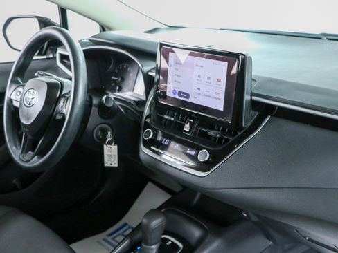 Used 2024 Toyota Corolla LE FWD image 25