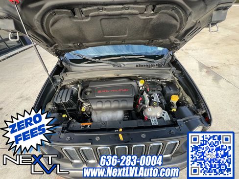 Used 2017 Jeep Renegade Sport w/ Power & Air Group image 71