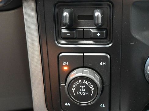 Used 2021 Ford F150 Limited image 28