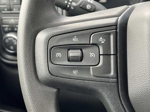 Used 2024 Chevrolet Silverado 1500 Custom w/ Dark Appearance Package image 25