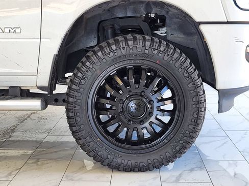 Used 2019 RAM 3500 Lone Star AWD/4WD image 9