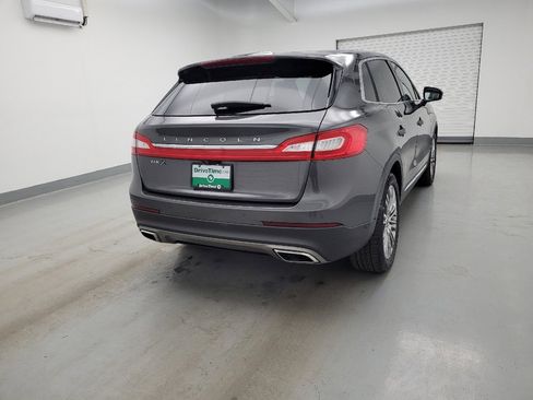 Used 2018 Lincoln MKX Reserve w/ Driver Assistance Package FWD image 7