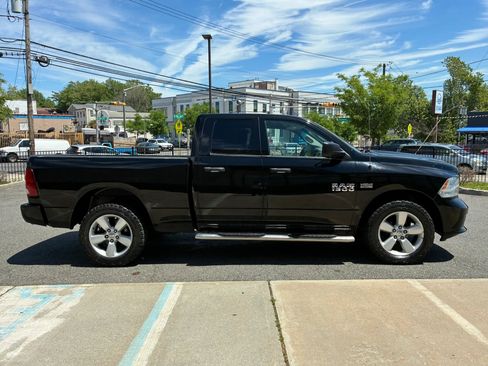 Used 2014 RAM 1500 Express AWD/4WD image 4