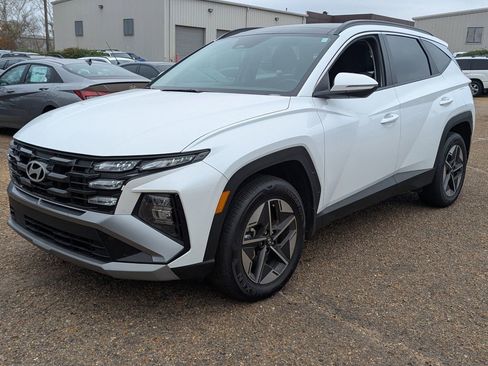 Used 2025 Hyundai Tucson SEL AWD/4WD image 7