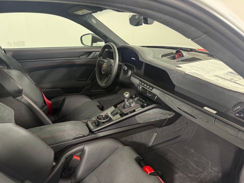 Certified 2026 Porsche 911 GT3 RWD image 15
