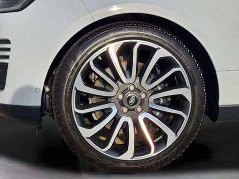 Used 2020 Land Rover Range Rover HSE AWD/4WD image 31