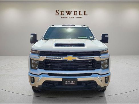 Used 2024 Chevrolet Silverado 3500 LT w/ Texas Edition image 8