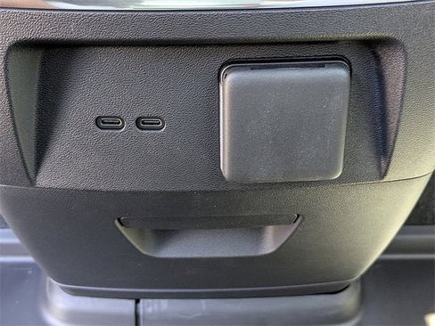 New 2026 Cadillac Vistiq Luxury image 15