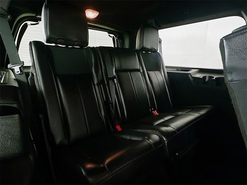 Used 2017 Ford Expedition EL XLT w/ Equipment Group 201A image 25