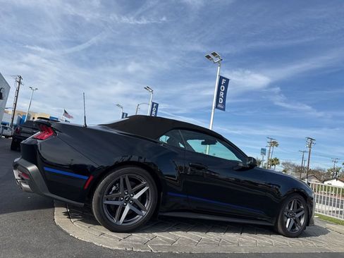 Used 2025 Ford Mustang GT Premium image 2