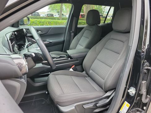 Used 2025 Chevrolet Equinox LT image 14