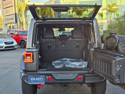 New 2026 Jeep Wrangler Unlimited Rubicon w/ Technology Group image 7