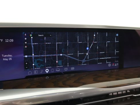 Used 2026 Cadillac Escalade Platinum Sport w/ LPO, ONYX Package AWD/4WD image 7