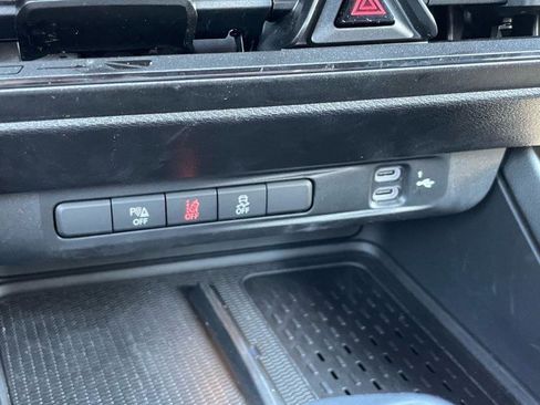 New 2025 Dodge Charger R/T w/ Plus Group image 23