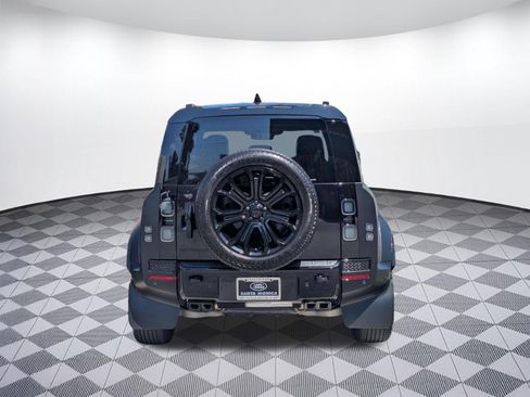 Used 2026 Land Rover Defender 110 OCTA AWD/4WD image 4