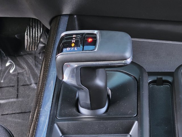 Used 2024 Chevrolet Silverado 1500 LT RWD image 32