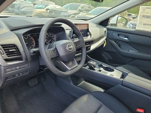 New 2026 Nissan Rogue SV w/ Cold Weather Package FWD image 7