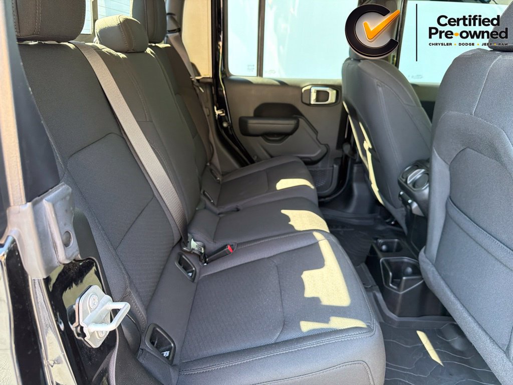Certified 2023 Jeep Gladiator Sport AWD/4WD image 23