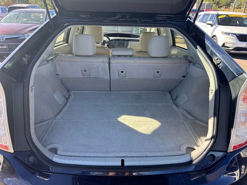 Used 2014 Toyota Prius Four image 14