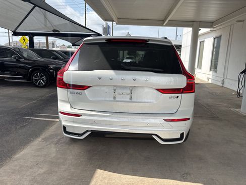 Used 2024 Volvo XC60 B5 Plus AWD/4WD image 6