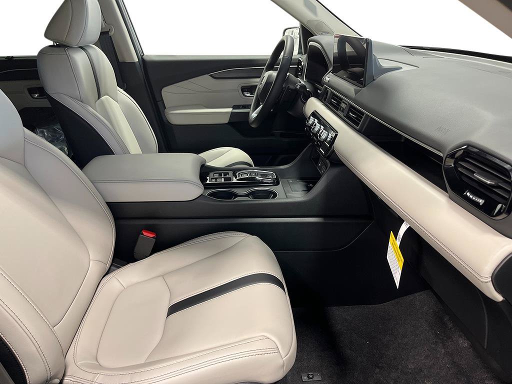 New 2026 Honda Pilot Touring image 30