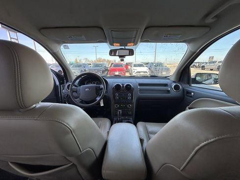 Used 2008 Ford Taurus X Limited image 10