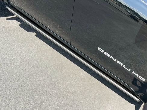 Used 2025 GMC Sierra 3500 Denali Ultimate image 20