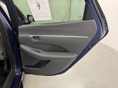 Used 2021 Hyundai Sonata SEL w/ Cargo Package FWD image 11