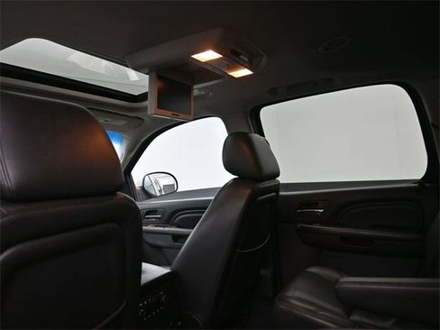 Used 2013 GMC Yukon XL Denali image 20