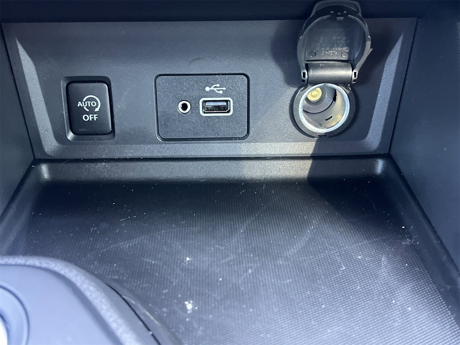 Certified 2025 Nissan Sentra S FWD image 7