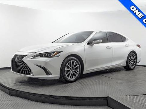 Used 2023 Lexus ES 350 w/ Accessory Package (Z2) FWD image 2