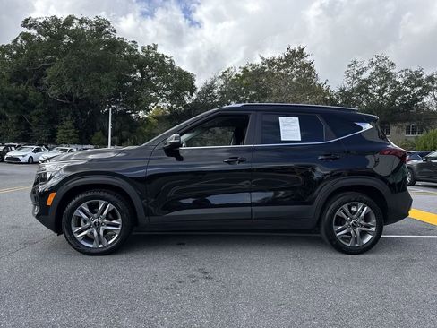 Used 2023 Kia Seltos S image 28
