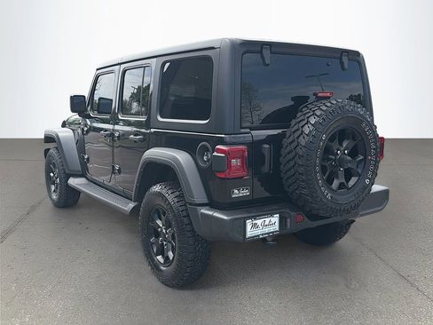 Used 2022 Jeep Wrangler Unlimited Sport AWD/4WD image 6
