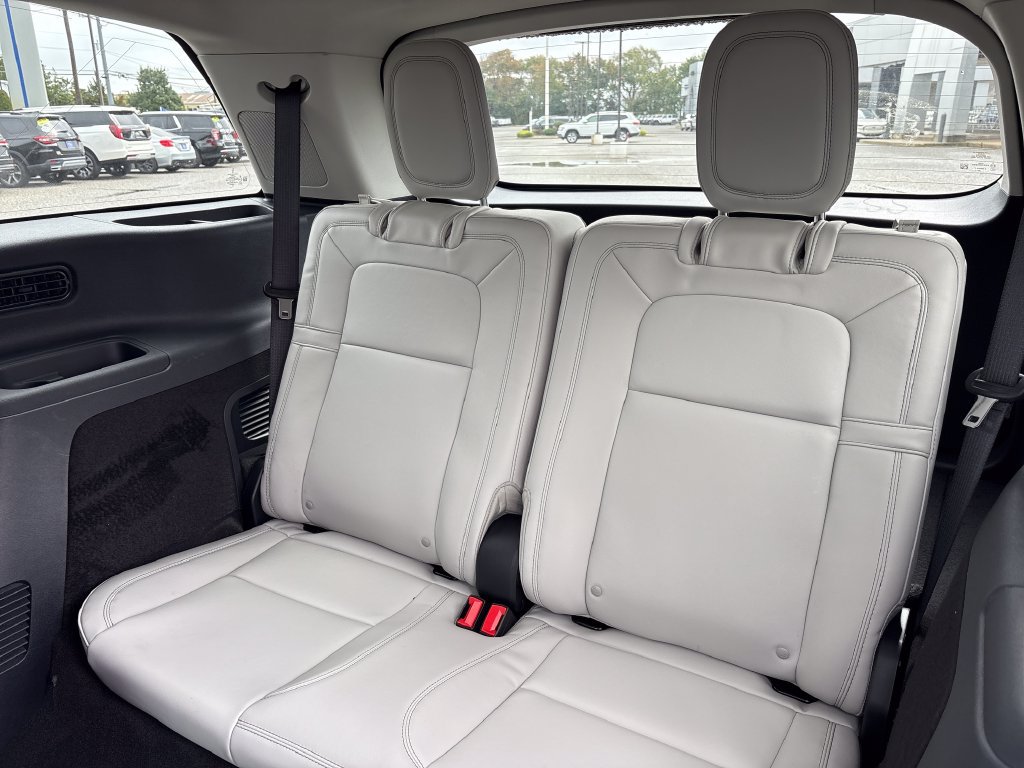 New 2026 Lincoln Aviator Reserve AWD/4WD image 28