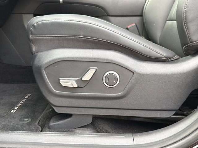 Used 2026 Hyundai Santa Fe SEL AWD/4WD image 24