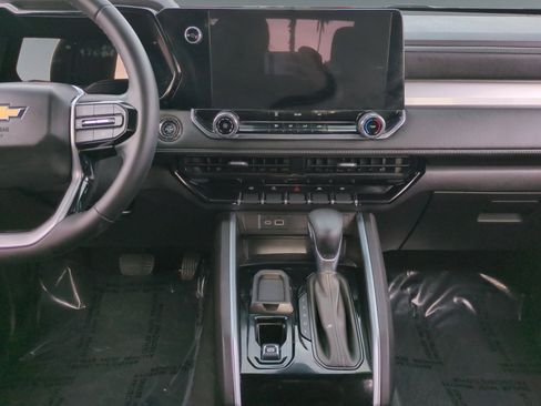 Used 2023 Chevrolet Colorado LT w/ Advanced Trailering Package image 11