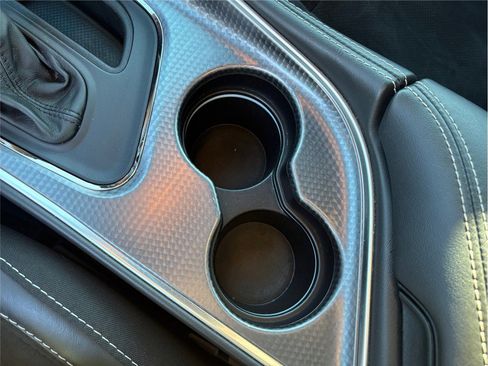 Used 2016 Dodge Challenger SRT Hellcat image 34